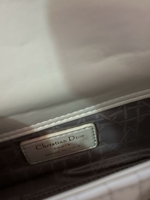 Две различни Dior чанти