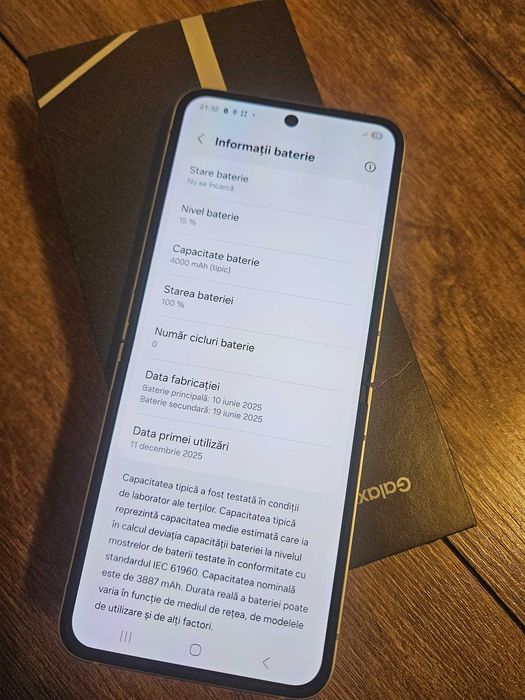 Samsung z flip 7 FE Display 128GB