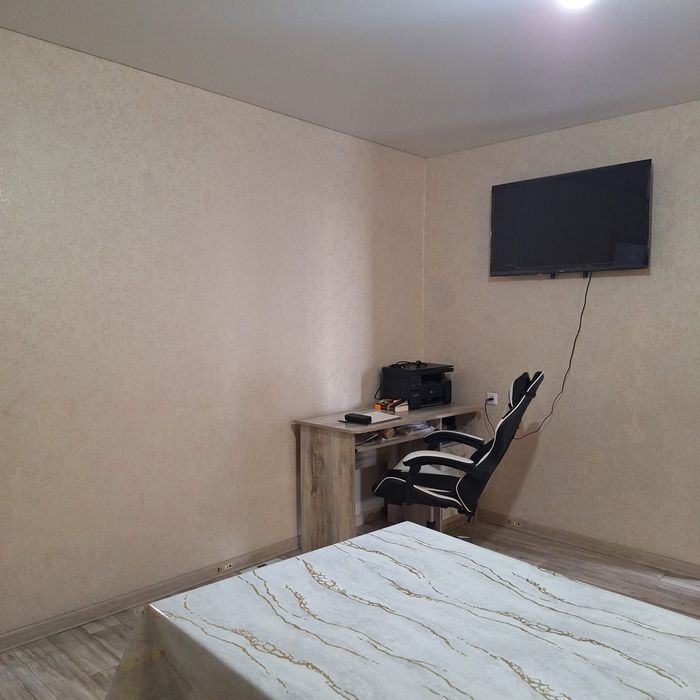 Продаю  3 комн. Квартиру