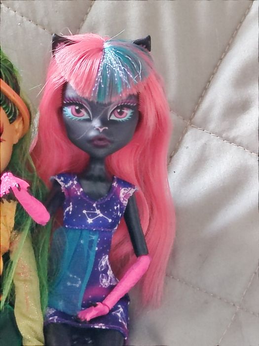 Куклы монстр хай обмен