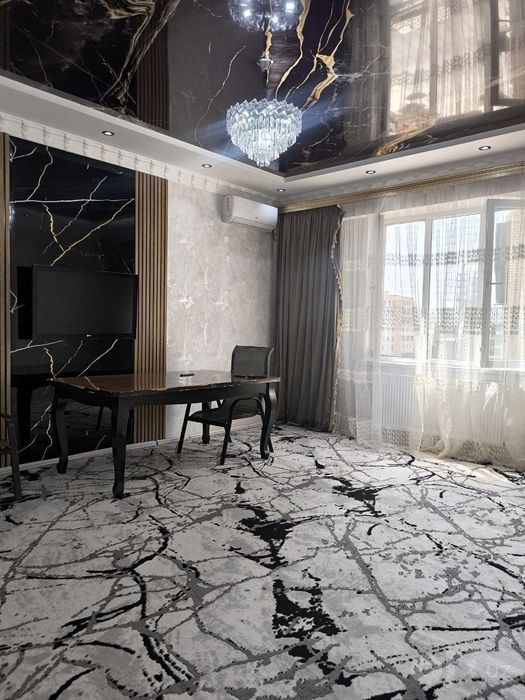 Kvartira sergili ozgarish metro 500$