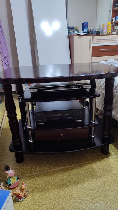 Тумба под телевизор