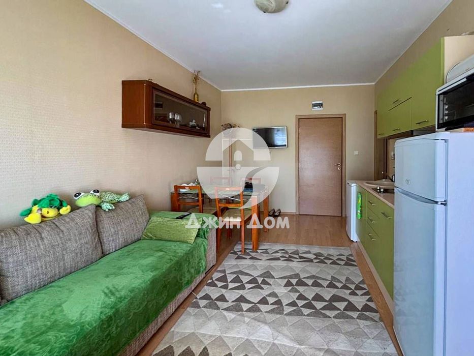 Продава се Двустаен апартамент в к.к. Слънчев бряг - 50 кв.м за 900 €/кв.м - Снимка #1