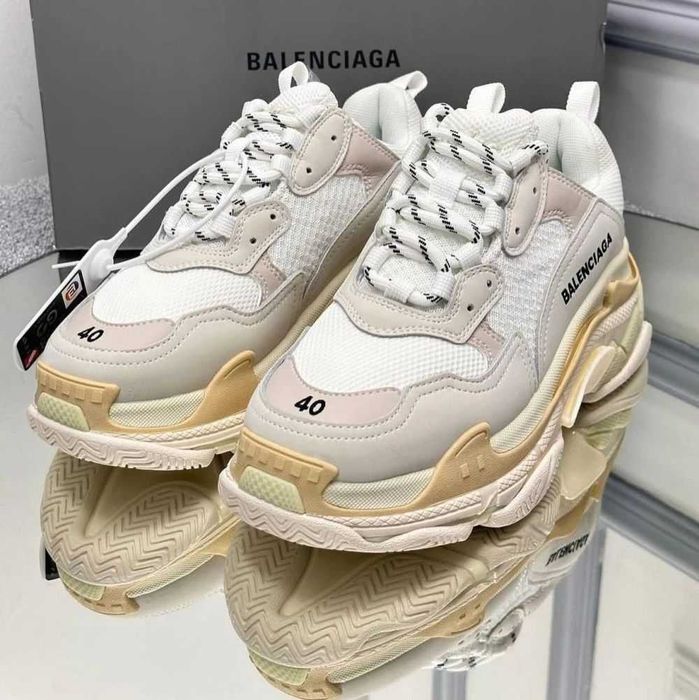 Balenciaga Triple S "White/Vanilla"