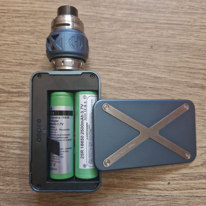 Tigara Electronica Mod Revolto