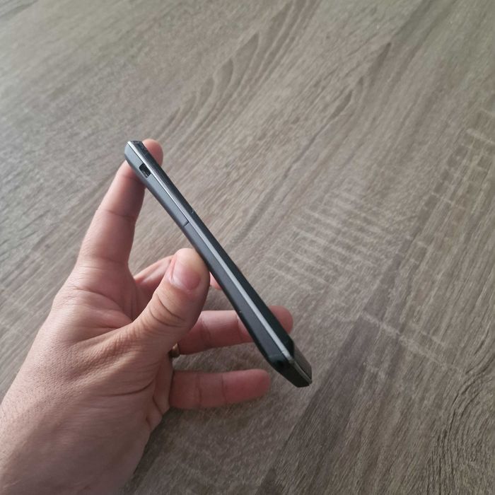 смартфон Sony Xperia J