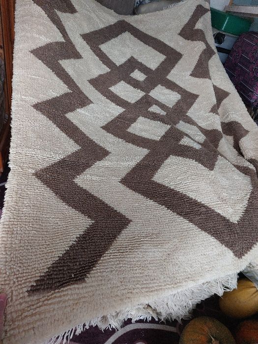 Продавам китеници