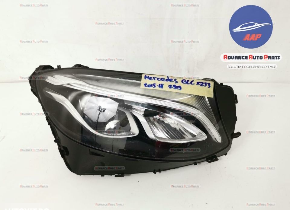 Фар дясна страна с пълен LED и оригинален LHP в добро състояние Мерцед