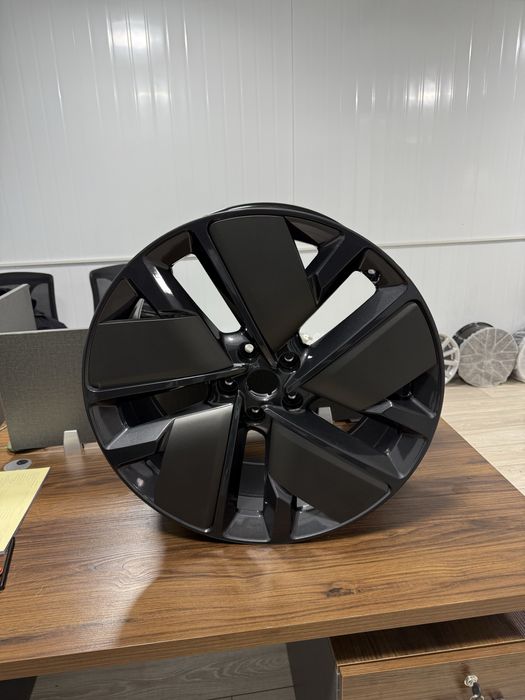 Диски R21 для Lixiang L9 / L8 / L7 — Стиль и Аэродинамика (Новые)