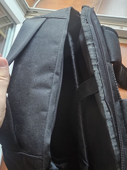 Продавам раница за лаптоп Asus ROG