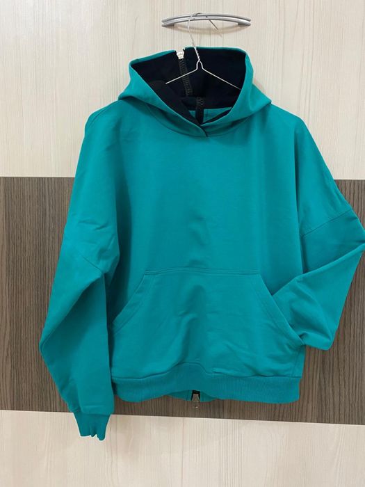 Свитшот женский новый