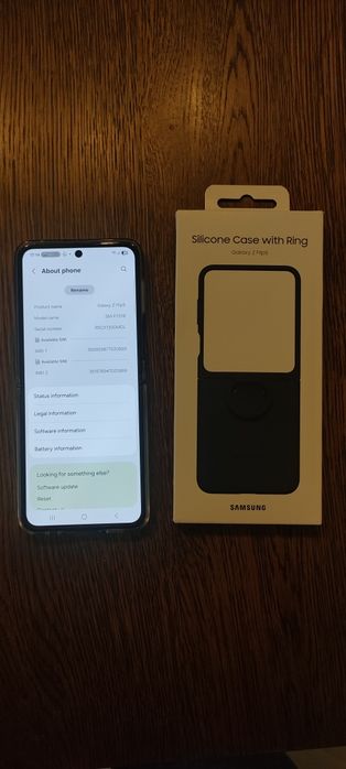 Vand Samsung Galaxy Z Flip 5, Graphite