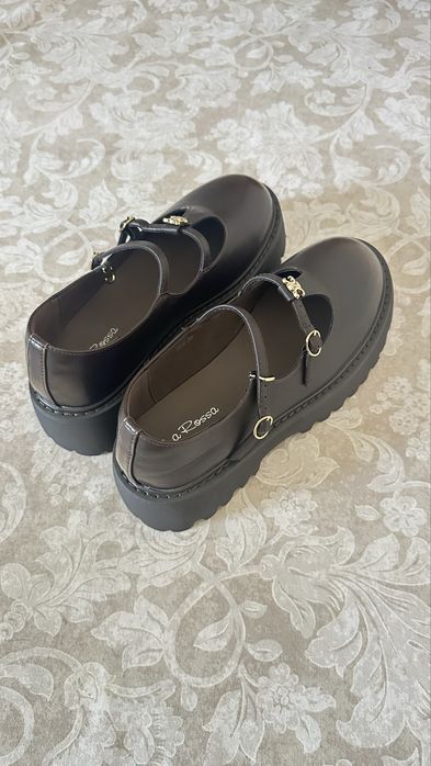 Продам туфли. Новые. 38 размер.