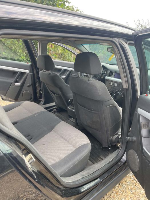 Vând Opel Vectra 1.9 diesel