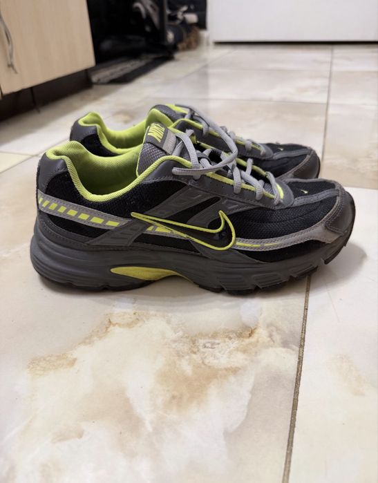 ПЕРФЕКТНИ! NIKE INITIATOR в отлично състояние