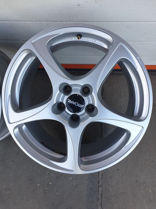 Джанти RONAL G. за VOLVO FORD PEUGEOT Citroen R18 5x108 ET45 8J