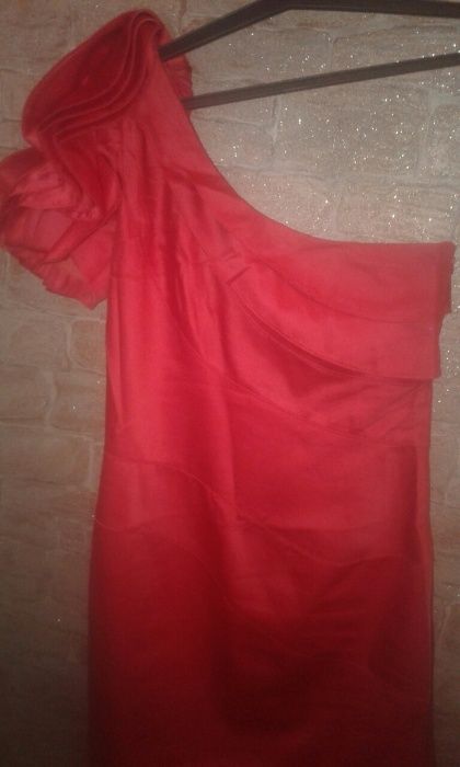 Продам платье коралловое, вечернее. Размер 44-46