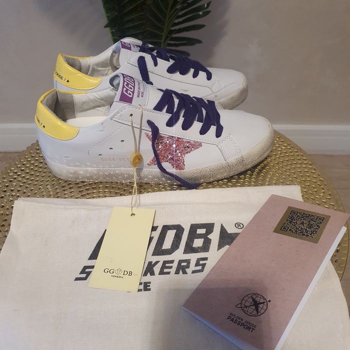 Adidasi dama golden goose