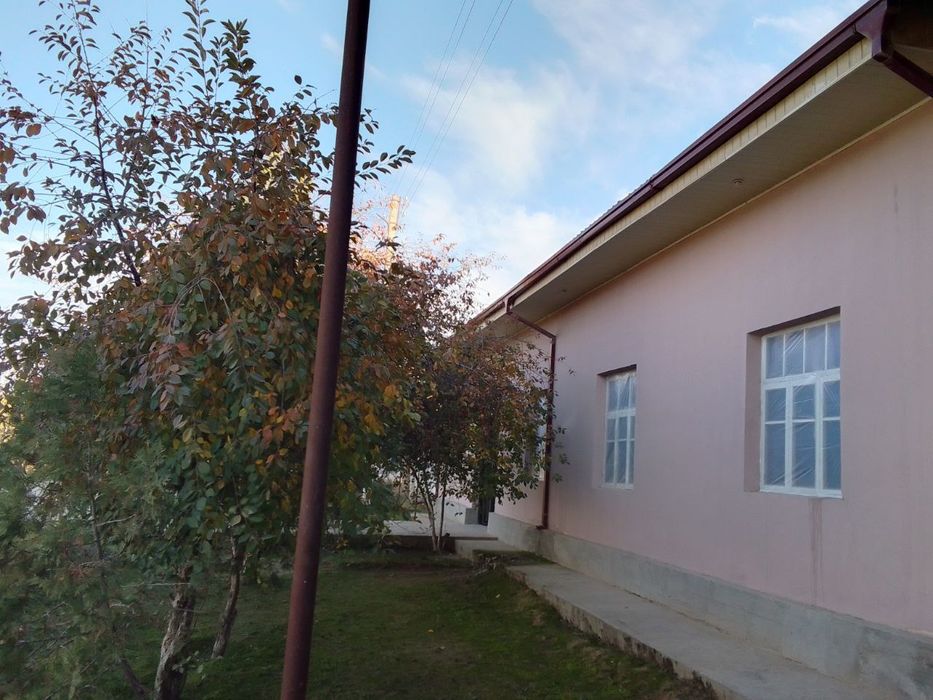 Ховли Срочно сотилади