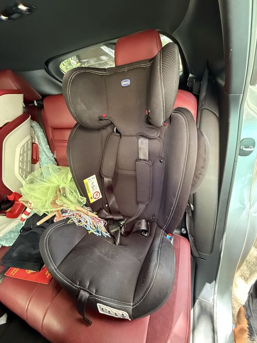 Детское кресло chicco