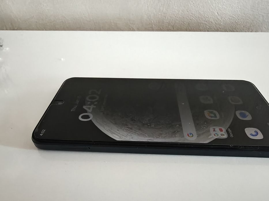 Motorola g05 с кейс и протектор  с гаранция готов за употреба