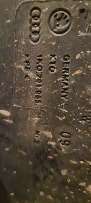 Резервоар от Audi A3 8P 2,0tfsi фейслифт