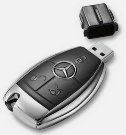 USB 2.0 sub forma de cheie MERCEDES 128GB Nou ambalat!