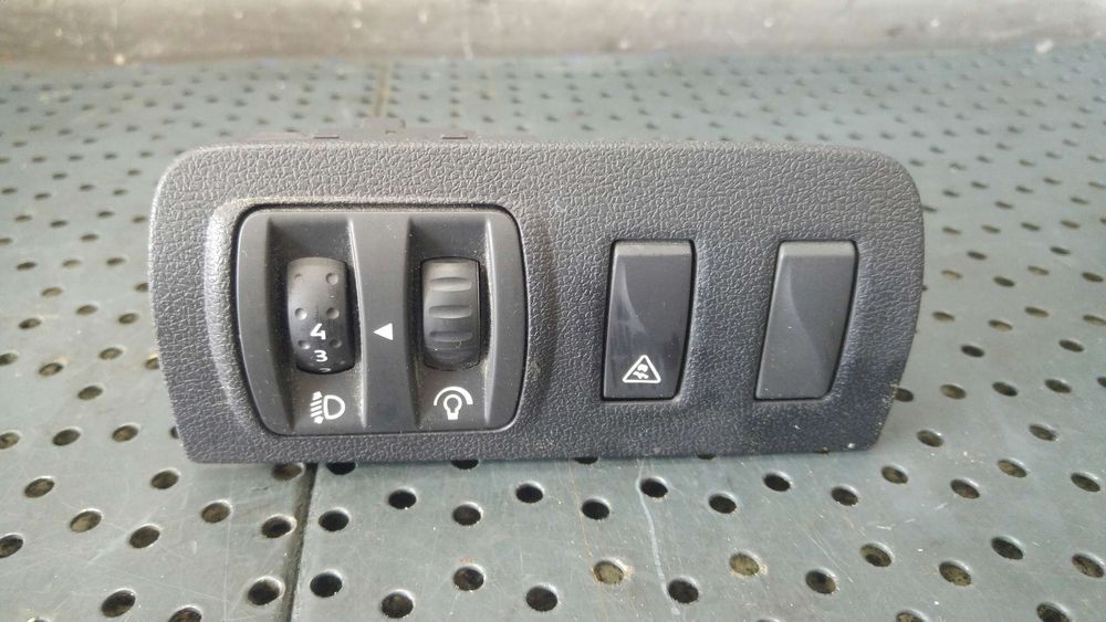 Butoane reglaj faruri renault megane 3 648450001r 648450007r