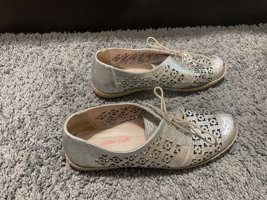 Обувки от естествена кожа 39 номер