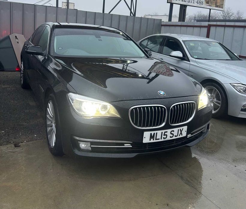 Fata completa BMW Seria 7 F01 F02 facelift, bot complet BMW F01 LCI