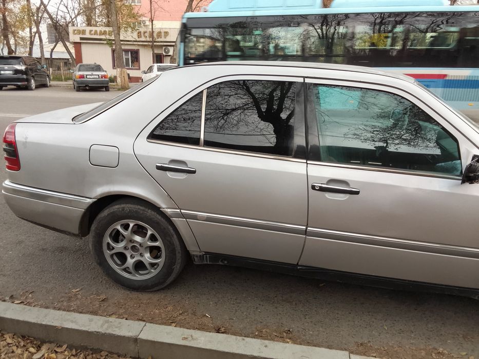 Мерс С 280 1.6 млн договоримся