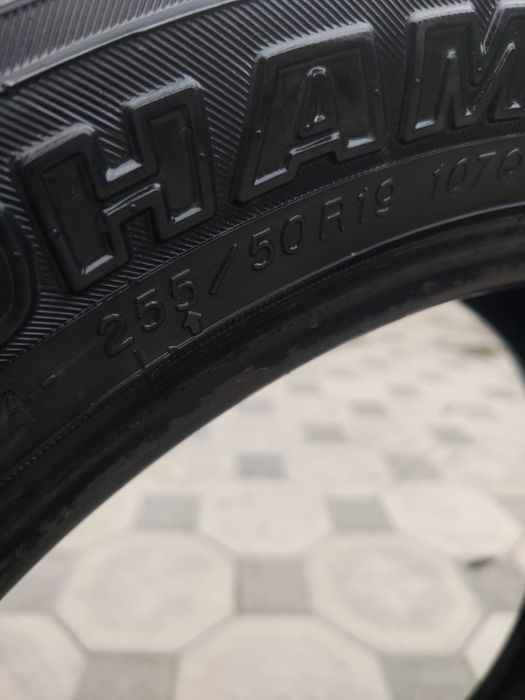 Резина YOKOHAMA 255/50 R19