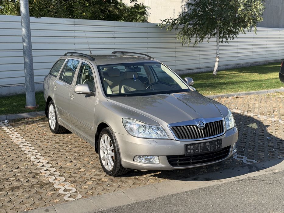 SKODA Octavia 2010 — imagine 3