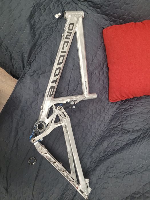 Vand Cadru Lifeline Antidote 2010