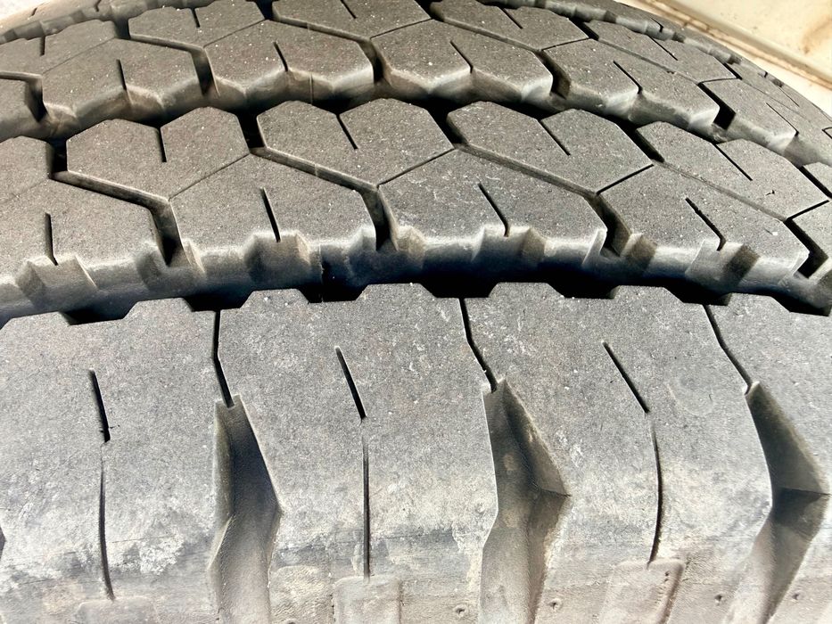 VW Crafter TDI 2009 – Autoutilitară cu prelată NOUĂ | Gata de drum, anvelope NOI !
