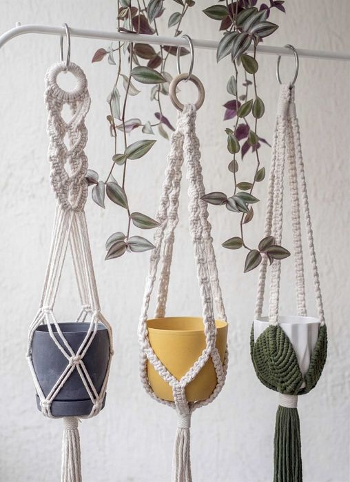 Подвесные кашпо для цветов