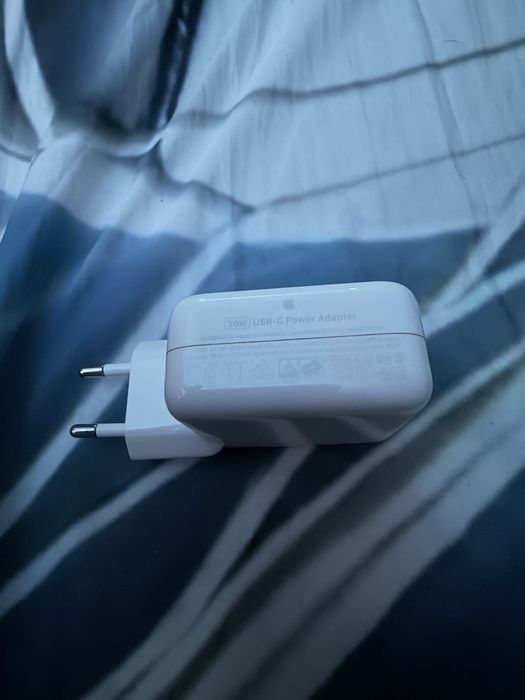 Încărcător Apple 30w