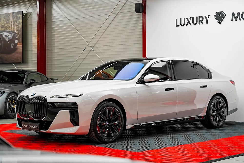BMW Seria 7 Posibilitate Rate / Avans 0 / Km Certificat / Garantie Extinsa