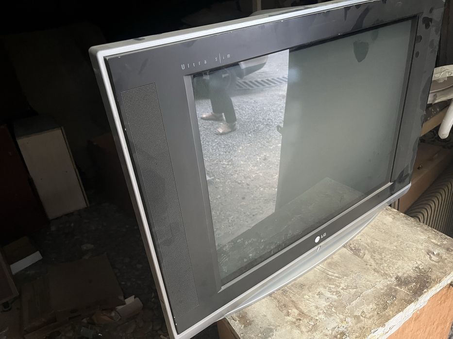 Телевизор lg старого обрасса