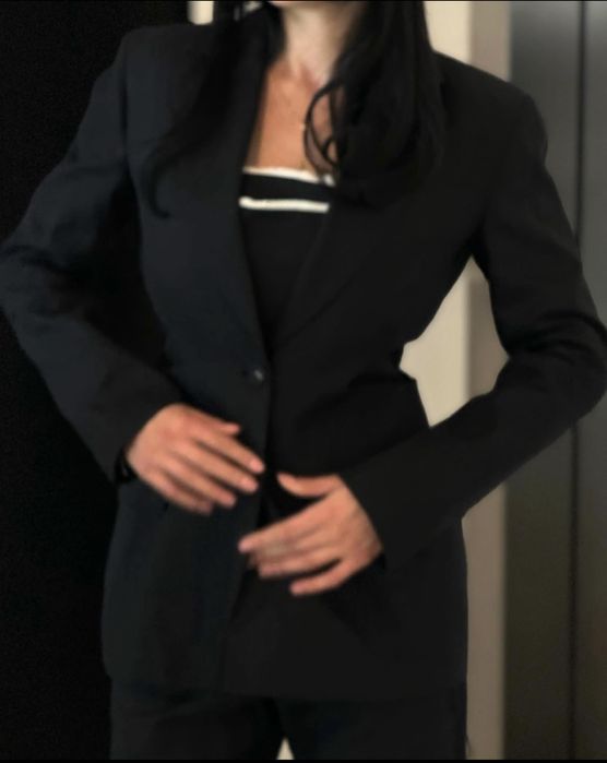 Черно ленено сако