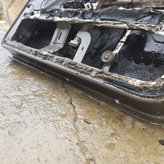 Дверь на ниву 21213-4