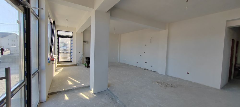 Spațiu comercial Hlincea Cetatuia 122 mp