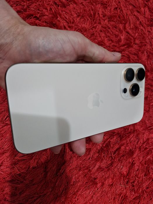 -Iphone 16Pro Max ca Nou 256Gb 8Ram Desert Titanium ireprosabil Bat-96%-261 cicluri incarcare nici un semn de uzura doar telefonul poze reale doar tel