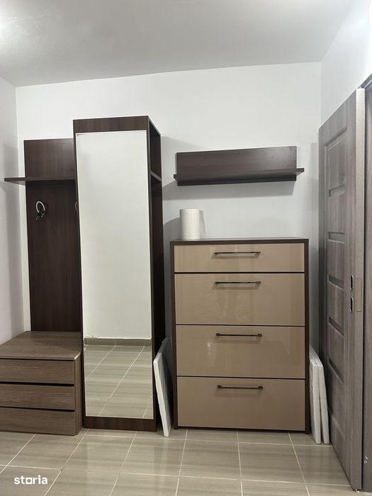 Campina - ap. 2 cam - renovat/mobilat - 400 Euro/Luna