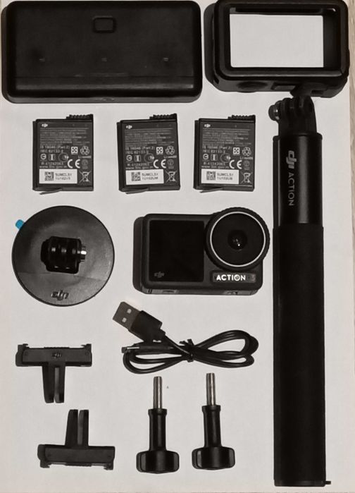 Vând DJI Osmo Action 3 Adventure Combo - Stare foarte bună / Folosit ocazional
