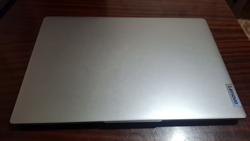 Lenova 100 tali javob yangi juda kam ishlatilgan