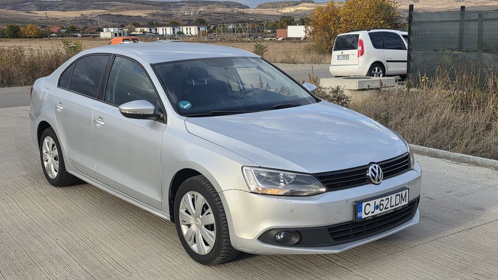 VOLKSWAGEN Jetta 2011 — imagine 5
