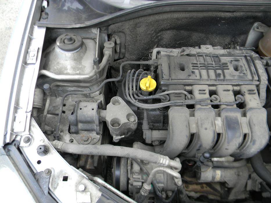Dezmembrari  Renault CLIO 2 / SYMBOL 1  1998  > 2008 1.2 16V (BB05, B