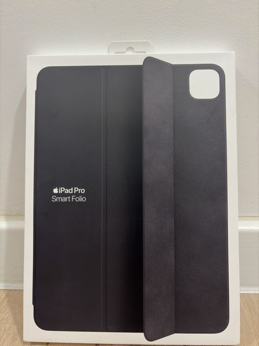 Apple Smart Folio case - IPad Pro 11inch