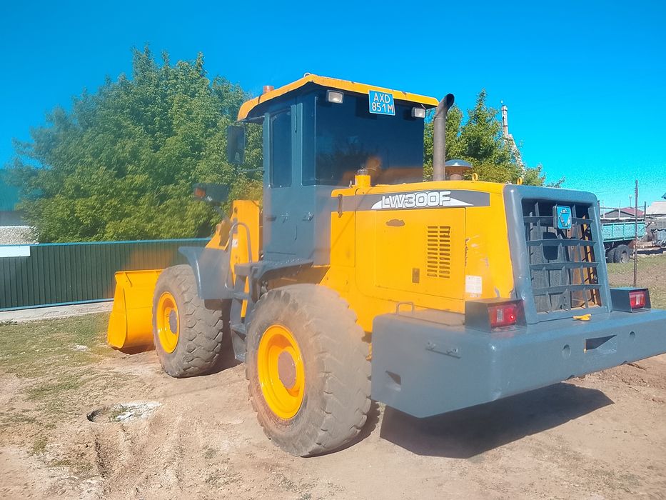 ПродамXCMG LW300